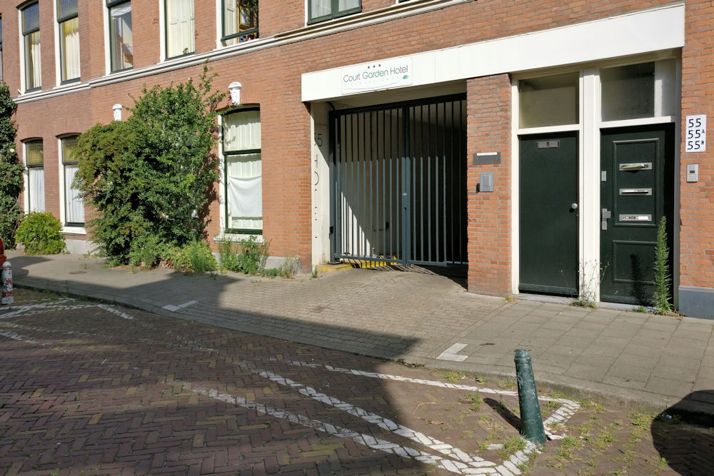 Ingang parkeerterrein